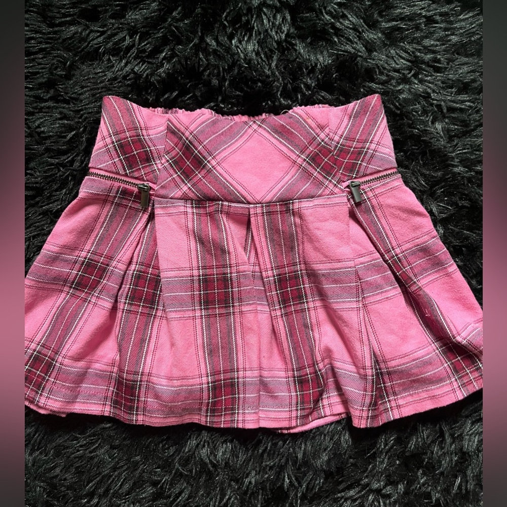 Pink plaid pleaded mini skirt with zippers